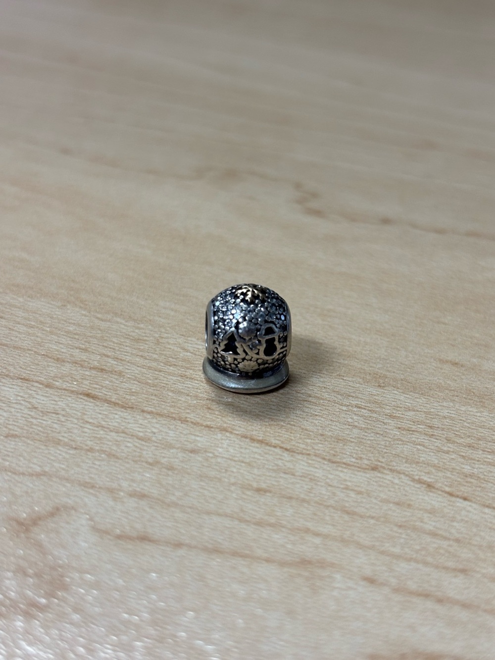 Pandora Limited Edition 2015 Black Friday Wonderland Globe Charm